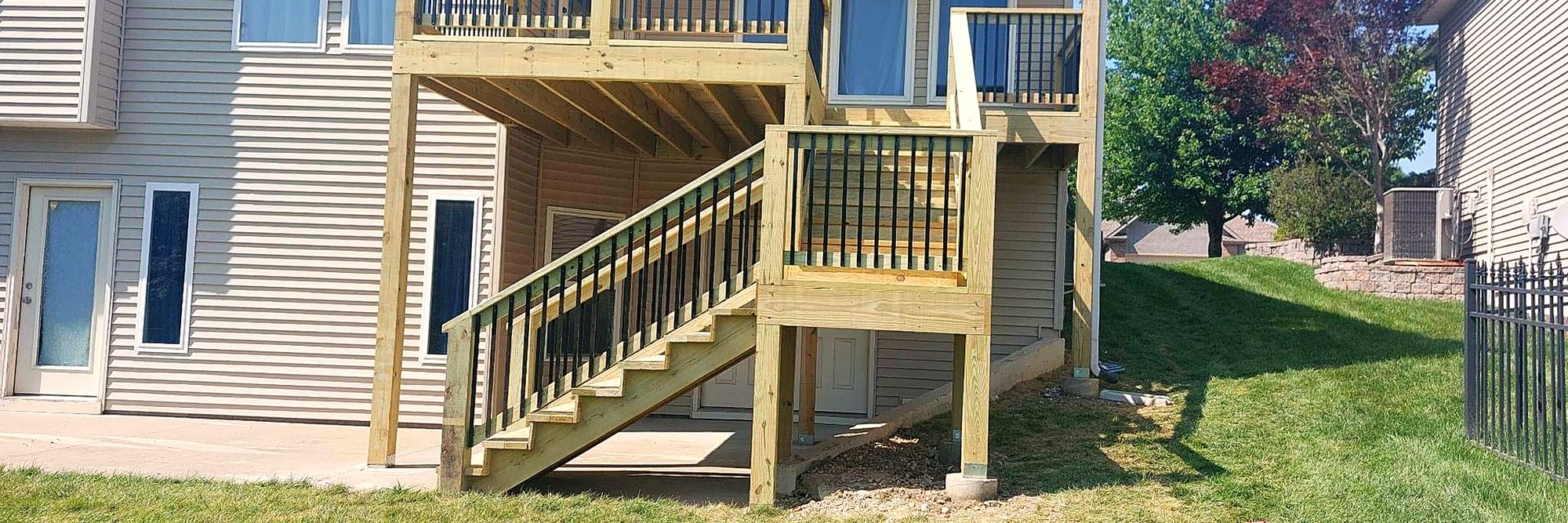 Deck and stairs on a newly built home.